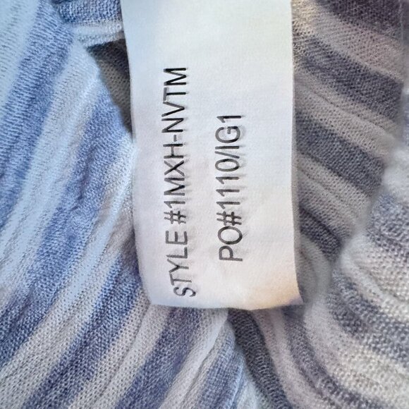 SIGNATURE STUDIO Plus  Blue White Embroidered Floral Stripe Boho Blouse Top 2X - Picture 8 of 8